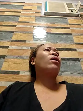 squirtshantal online show from 27, 2, 2026