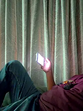 Dkny boy online show from 21, 2, 2026