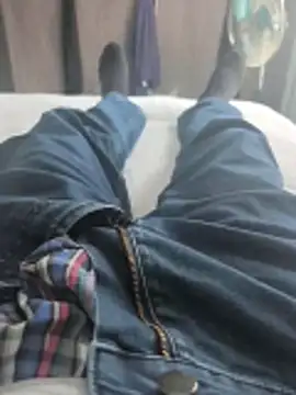 Dkny boy online show from 21, 4, 2026