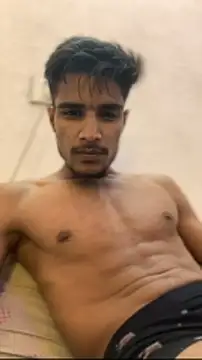 Snapshot of kaushikhotty chatting on 19, 4, 2026 kaushikhotty online show from 19, 4, 2026