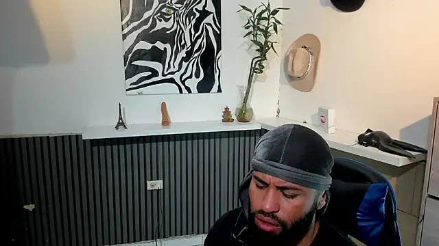 Snapshot of BENEDIICK chatting on 3, 3, 2026 BENEDIICK online show from 3, 3, 2026