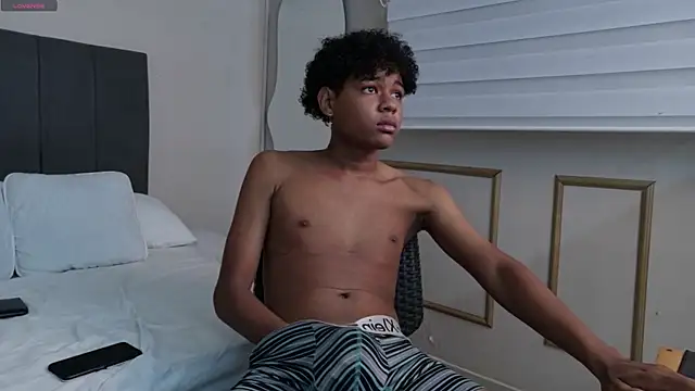 Twink Alex19 online show from 19, 2, 2026