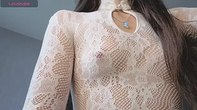 Alisa Hetfy online show from 11, 4, 2026