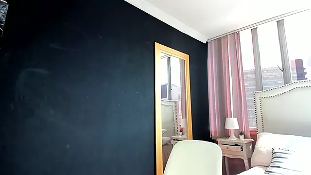 madii lenon online show from 27, 2, 2026