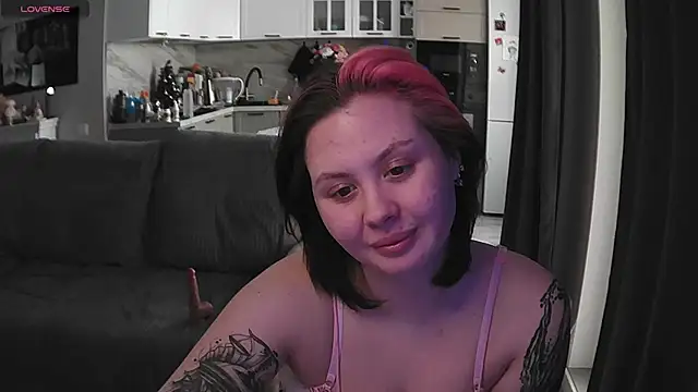 Snapshot of porrrno_pony chatting on 14, 2, 2026 porrrno pony online show from 14, 2, 2026