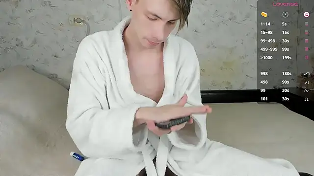 Snapshot of Erick_Wilson chatting on 16, 3, 2026 Erick Wilson online show from 16, 3, 2026