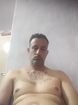 Snapshot of Arteiroelo chatting on 5, 4, 2026 Arteiroelo online show from 5, 4, 2026