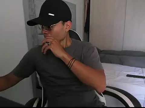 FredericSloan online show from 2, 3, 2026