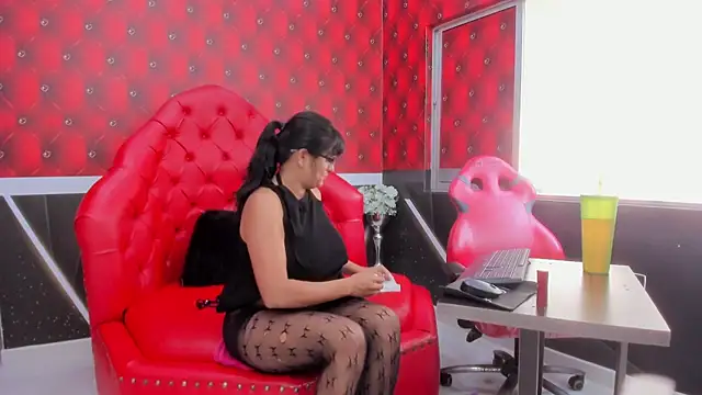 Lawuaifu11 online show from 26, 2, 2026