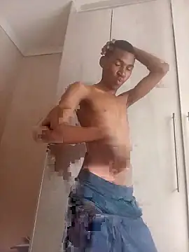 Leroyhotess online show from 15, 2, 2026