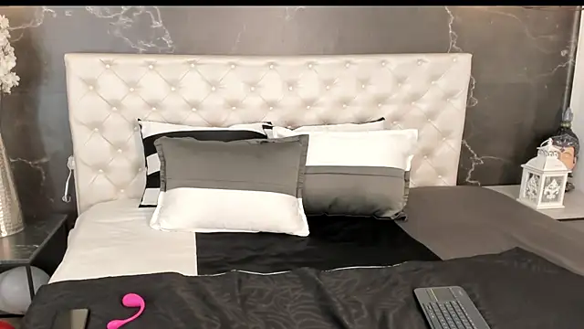 Samantha Dupre online show from 17, 2, 2026