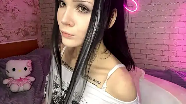 Snapshot of ExiePecue chatting on 2, 3, 2026 ExiePecue online show from 2, 3, 2026