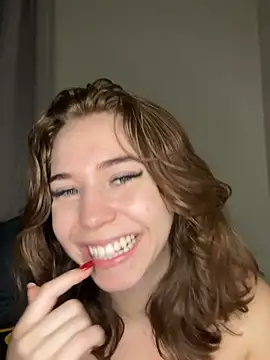 Snapshot of Aneruivinhaa chatting on 13, 2, 2026 Aneruivinhaa online show from 13, 2, 2026