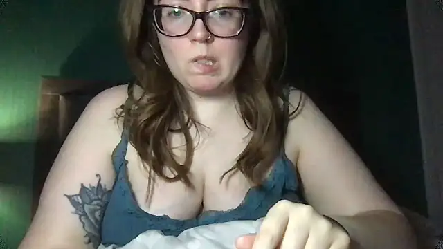 Snapshot of CurvyBx chatting on 24, 2, 2026 CurvyBx online show from 24, 2, 2026