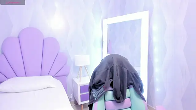 babysophie18  online show from 23, 2, 2026