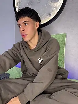 Snapshot of Lucian-greyy chatting on 15, 2, 2026 Lucian-greyy online show from 15, 2, 2026