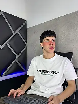 Snapshot of Lucian-greyy chatting on 27, 2, 2026 Lucian-greyy online show from 27, 2, 2026