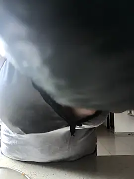 violet-grey online show from 8, 3, 2026