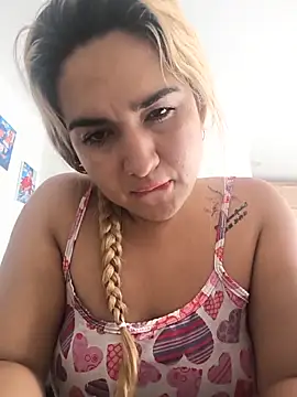 violet-grey online show from 16, 4, 2026