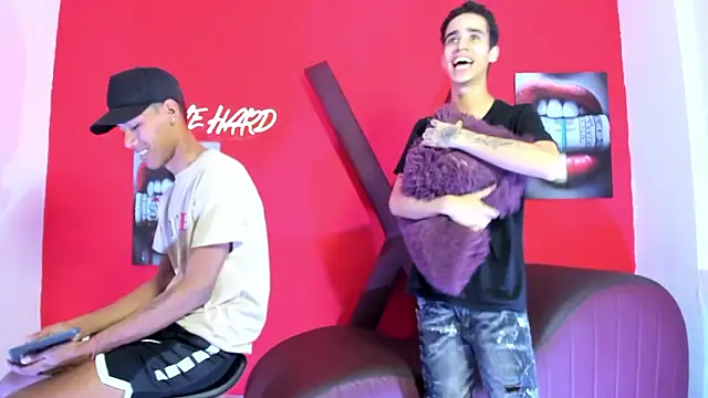 GREEN BOYS online show from 13, 3, 2026