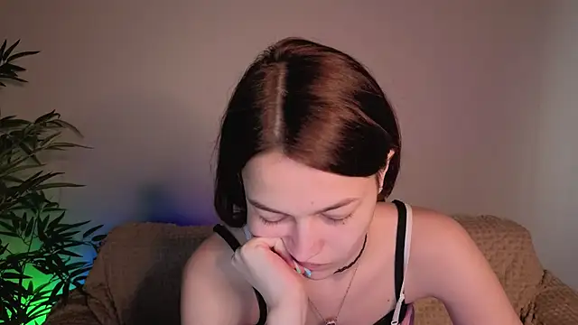 Snapshot of parrot_kisha chatting on 22, 5, 2026 parrot kisha online show from 22, 5, 2026