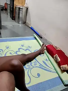 Your couple 01 online show from 19, 4, 2026