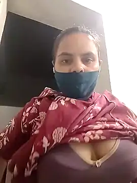 Snapshot of taniya0 chatting on 27, 4, 2026 taniya0 online show from 27, 4, 2026