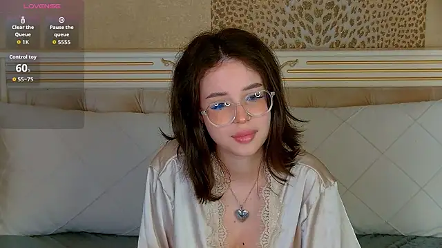 Snapshot of LanaLedger chatting on 5, 6, 2026 LanaLedger online show from 5, 6, 2026