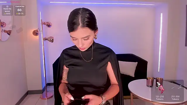 JulietteMoreau online show from 30, 3, 2026