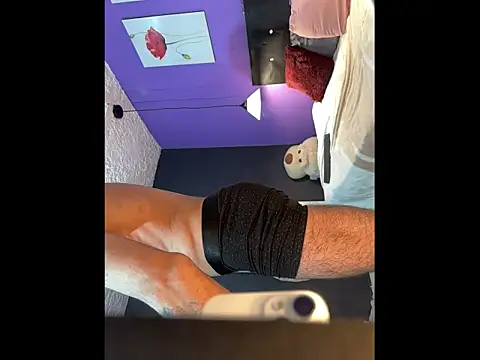 Snapshot of Karim_mansur chatting on 28, 2, 2026 Karim mansur online show from 28, 2, 2026