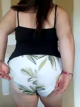 Snapshot of 69_less chatting on 16, 2, 2026 69 less online show from 16, 2, 2026