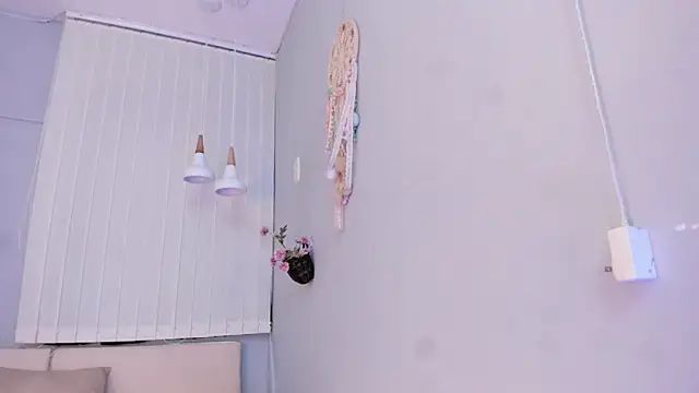 Amber Novoa online show from 2, 3, 2026