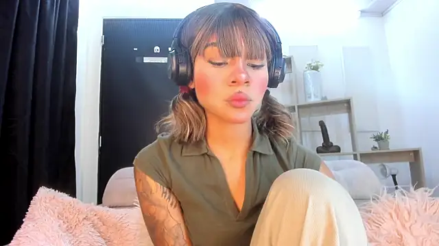 Tylla   online show from 25, 3, 2026