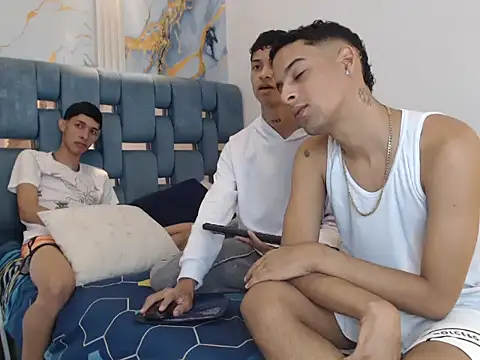 Snapshot of GOLD_BOYS chatting on 19, 2, 2026 GOLD BOYS online show from 19, 2, 2026