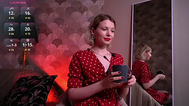 Snapshot of VinylKiss chatting on 22, 2, 2026 VinylKiss online show from 22, 2, 2026