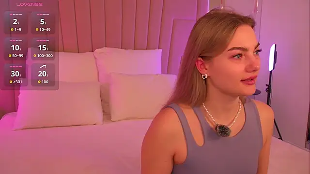 Snapshot of Sona_Lavberi chatting on 19, 2, 2026 Sona Lavberi online show from 19, 2, 2026