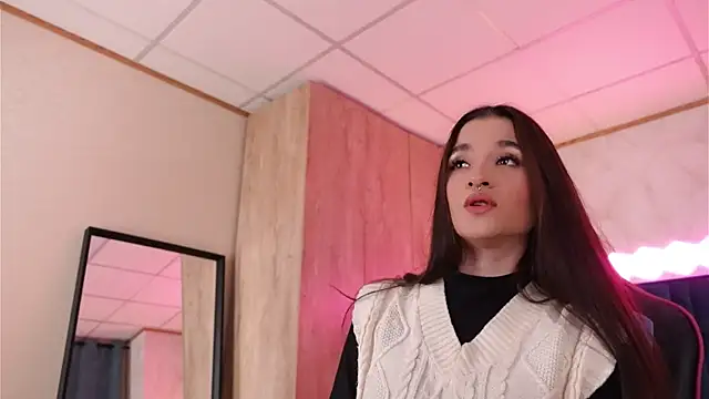 LucyDeLuca online show from 2, 3, 2026