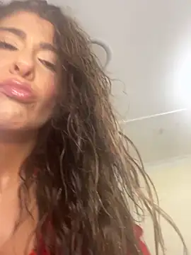 Snapshot of Bayrose chatting on 16, 2, 2026 Bayrose online show from 16, 2, 2026