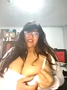 Snapshot of michu_kotomi chatting on 20, 2, 2026 michu kotomi online show from 20, 2, 2026