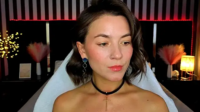 Snapshot of GracefulMichelle chatting on 5, 5, 2026 GracefulMichelle online show from 5, 5, 2026
