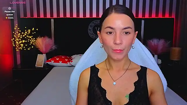 Snapshot of GracefulMichelle chatting on 19, 5, 2026 GracefulMichelle online show from 19, 5, 2026