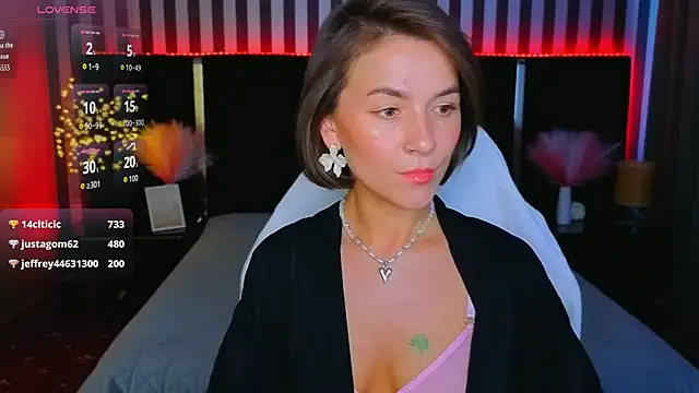Snapshot of GracefulMichelle chatting on 25, 5, 2026 GracefulMichelle online show from 25, 5, 2026