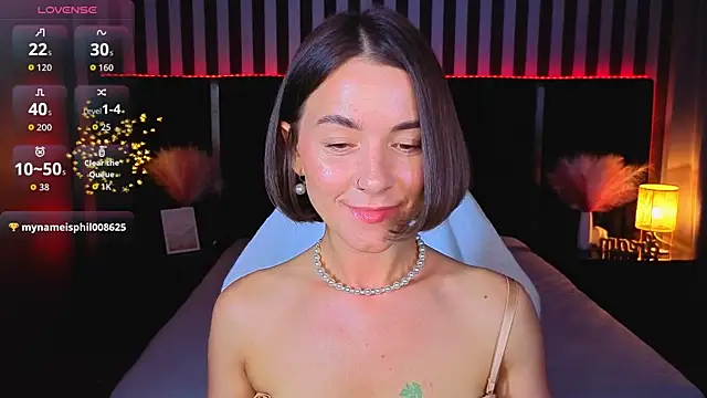 Snapshot of GracefulMichelle chatting on 26, 5, 2026 GracefulMichelle online show from 26, 5, 2026