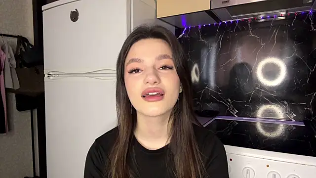 Kosandra k online show from 8, 4, 2026