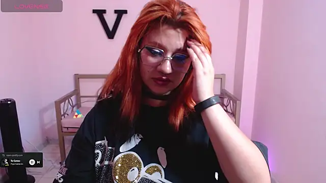 Snapshot of _carlotta_x chatting on 6, 5, 2026 carlotta x online show from 6, 5, 2026