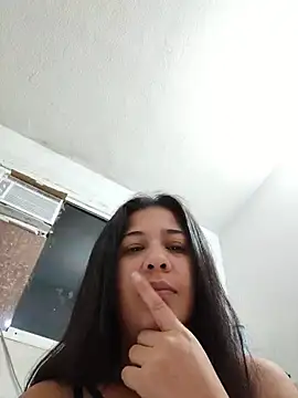Snapshot of luna29 chatting on 23, 7, 2026 luna29 online show from 23, 7, 2026