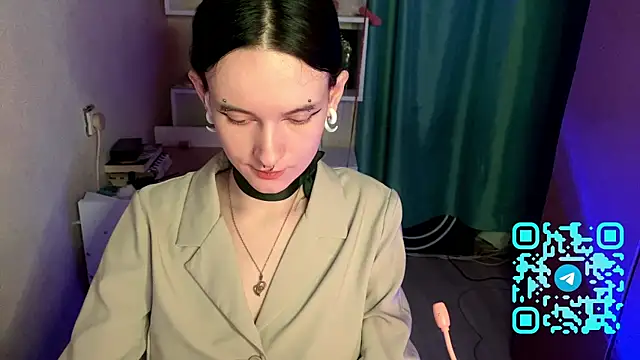 Snapshot of MabelDefina chatting on 15, 4, 2026 MabelDefina online show from 15, 4, 2026