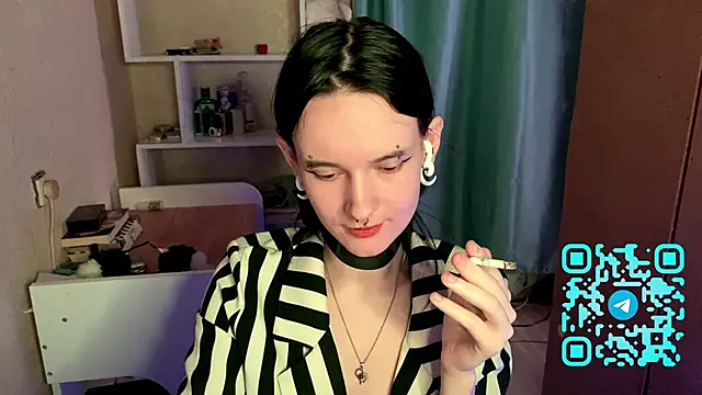 Snapshot of MabelDefina chatting on 16, 4, 2026 MabelDefina online show from 16, 4, 2026