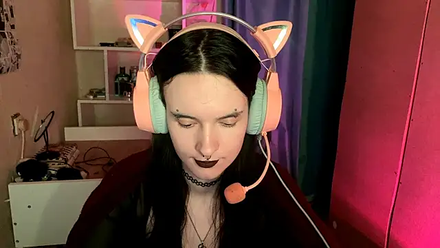 MabelDefina online show from 25, 5, 2026