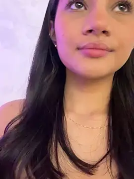 AlessiaVallmont online show from 10, 3, 2026